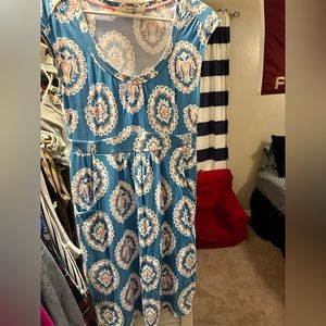 Biden dress in great condition!